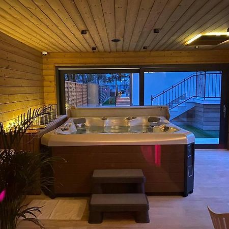 Dv Premium Apartments Siofok Ngoại thất bức ảnh